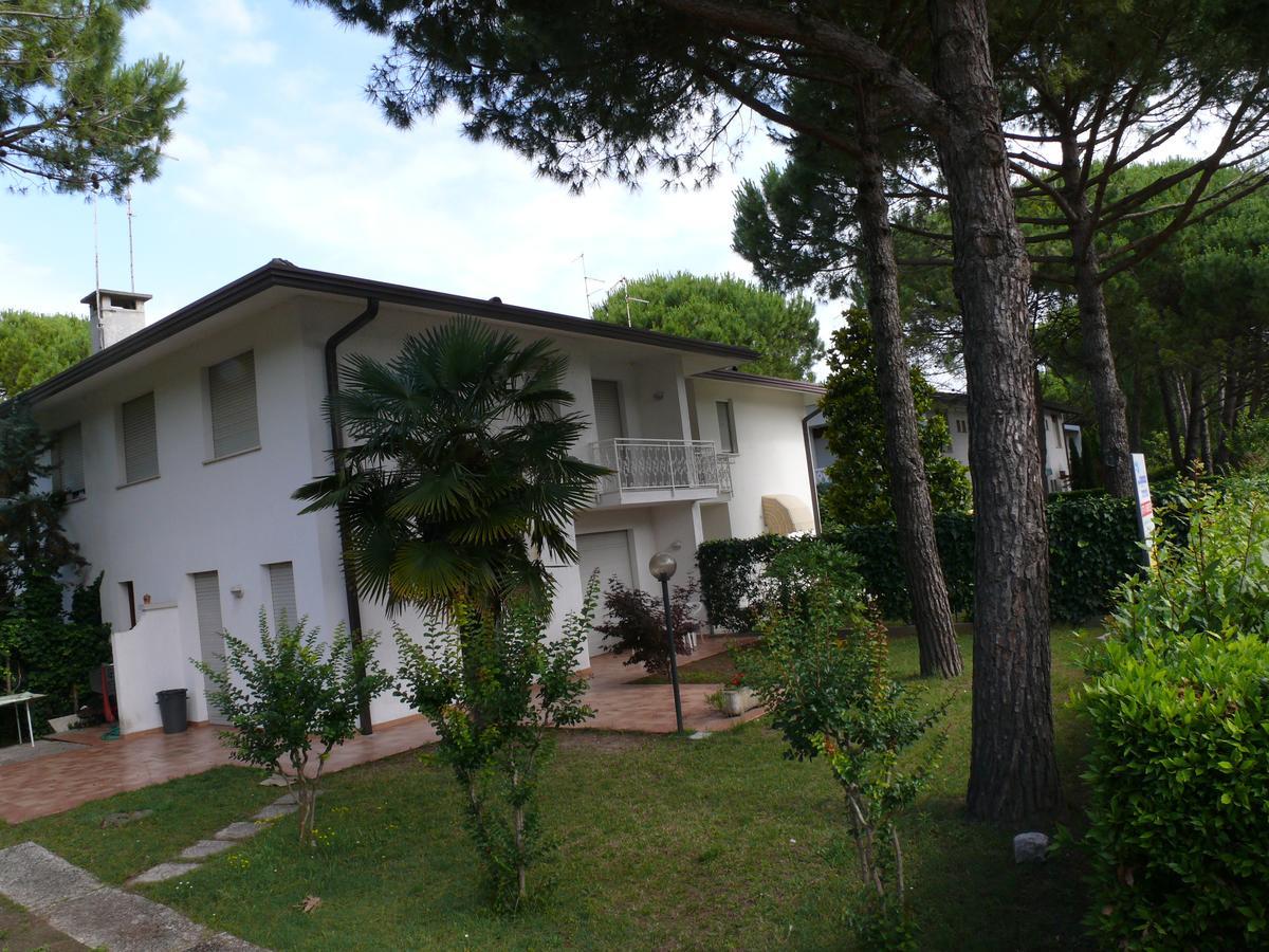 Villa Barbara Lignano Sabbiadoro Kültér fotó